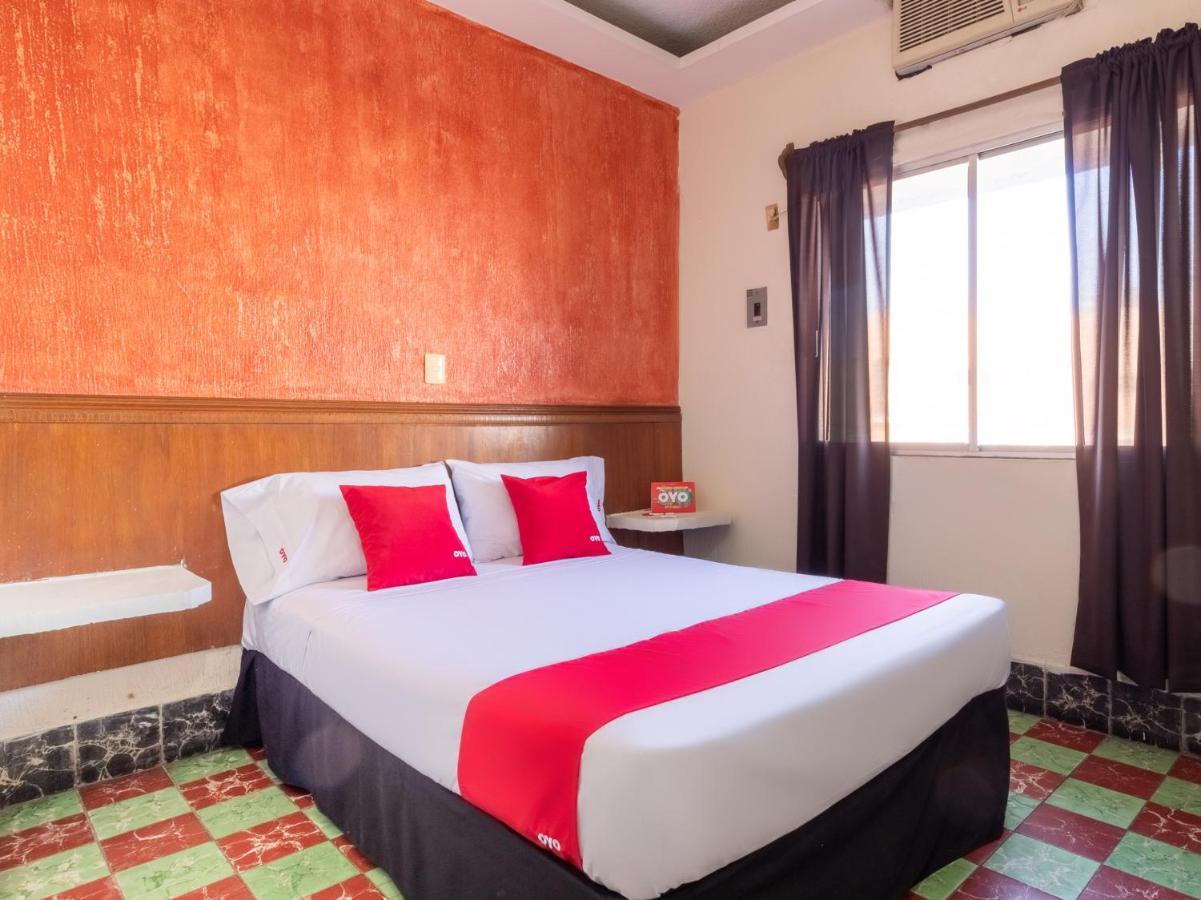 Oyo Hotel Cimsa Veracruz Buitenkant foto
